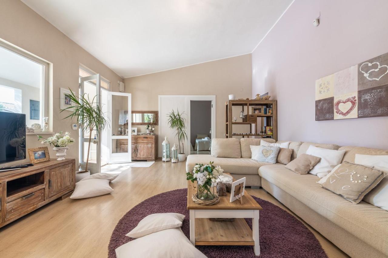 Quartu SantʼElena Villa Maria Beatrice מראה חיצוני תמונה